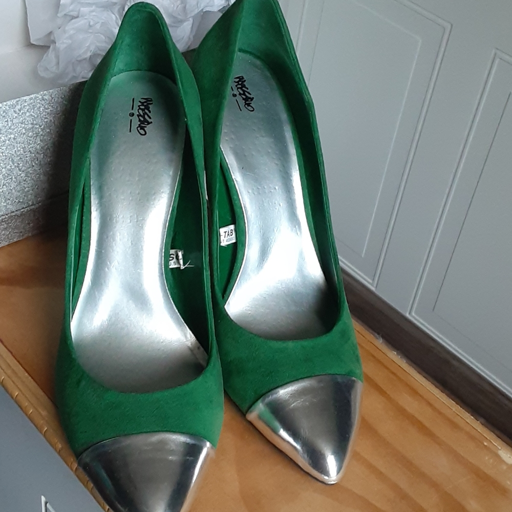 Green Mossimo Ladies Shoes